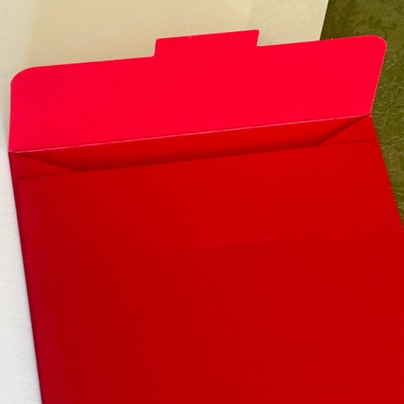 Red GUCCI Money Envelope with Note Paper!! - Picture 5 of 8